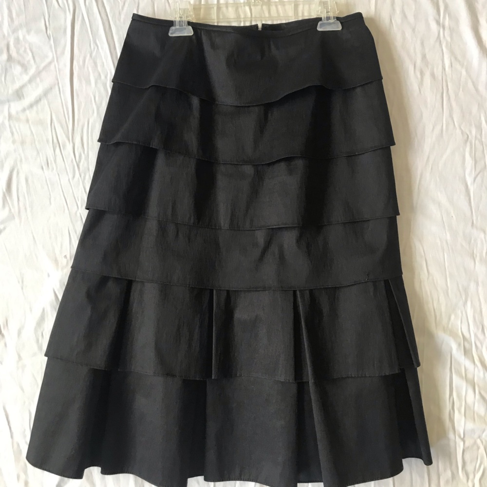 KM Collections by Milla Bell. Black Midi Skirt, fully lined, never worn.